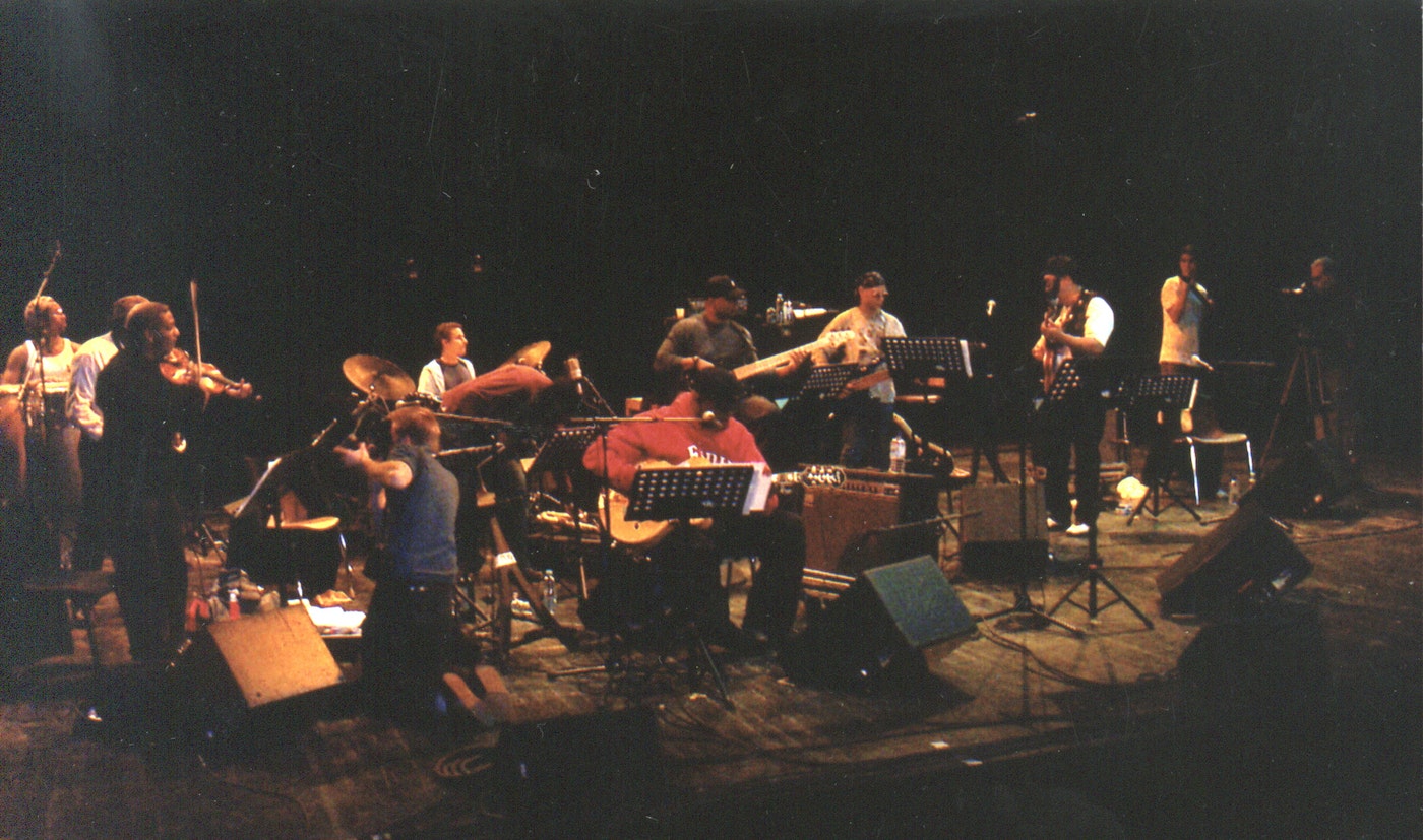 <i>Conjure</i> performance in Paris, April 2003.Photo courtesy of Ismael Reed.
